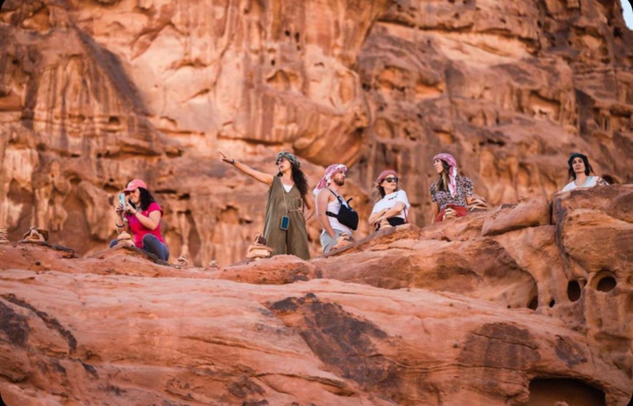 Wadi Rum Meteorite Camp Экстерьер фото